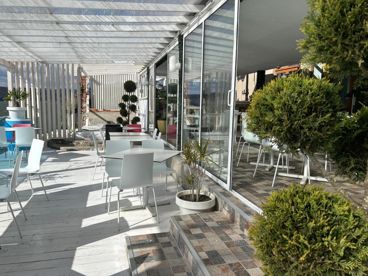 Riviera 990 - Resort&Restaurant Ieşelniţa Exterior foto
