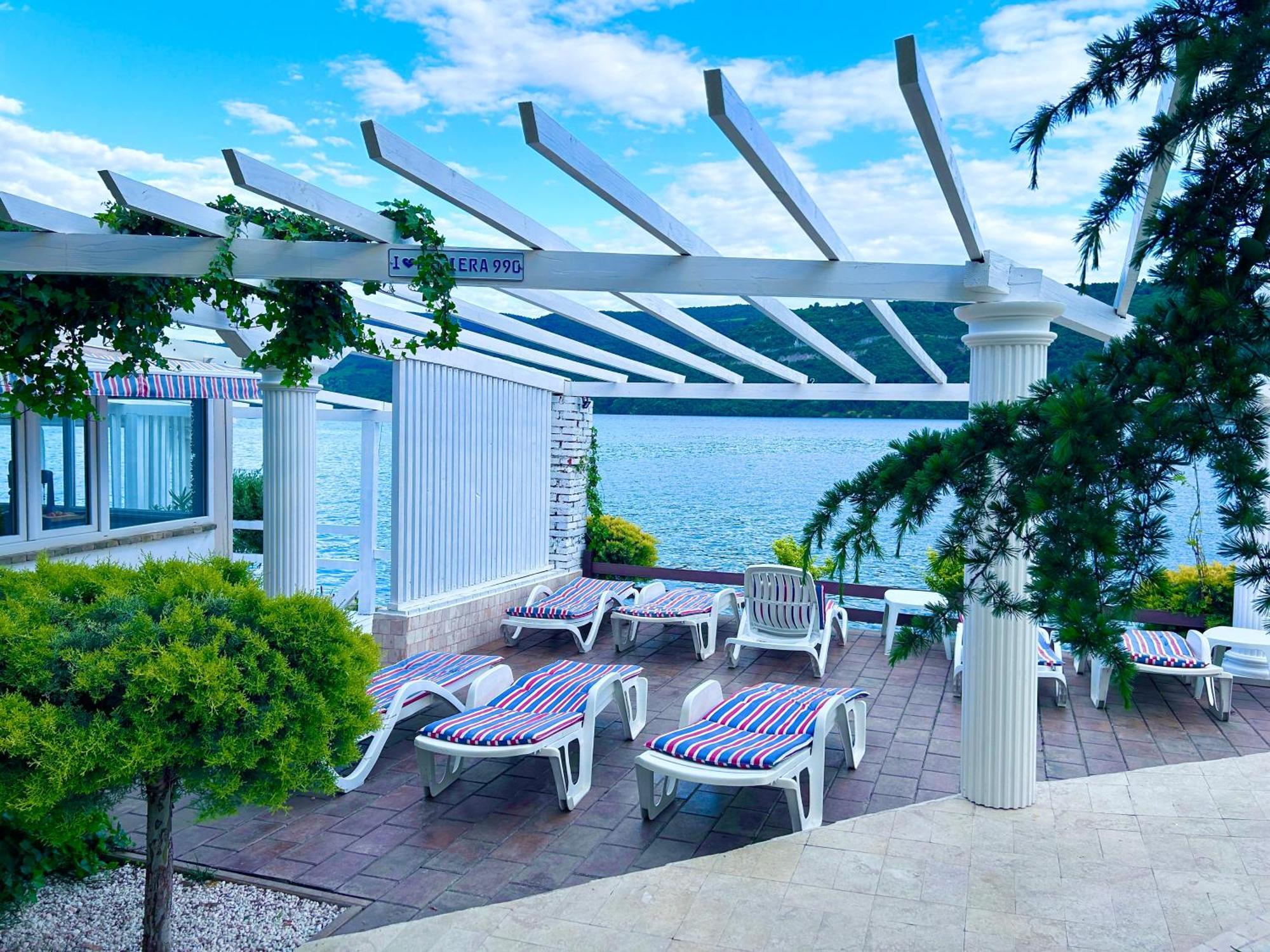 Riviera 990 - Resort&Restaurant Ieşelniţa Exterior foto